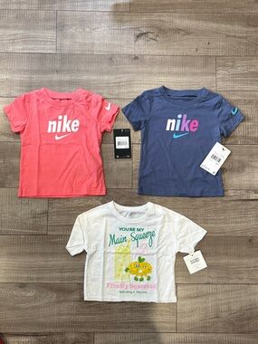 Nike Coral Pink & Navy Logo Tees plus White Lemon Graphic Tee (Kids)